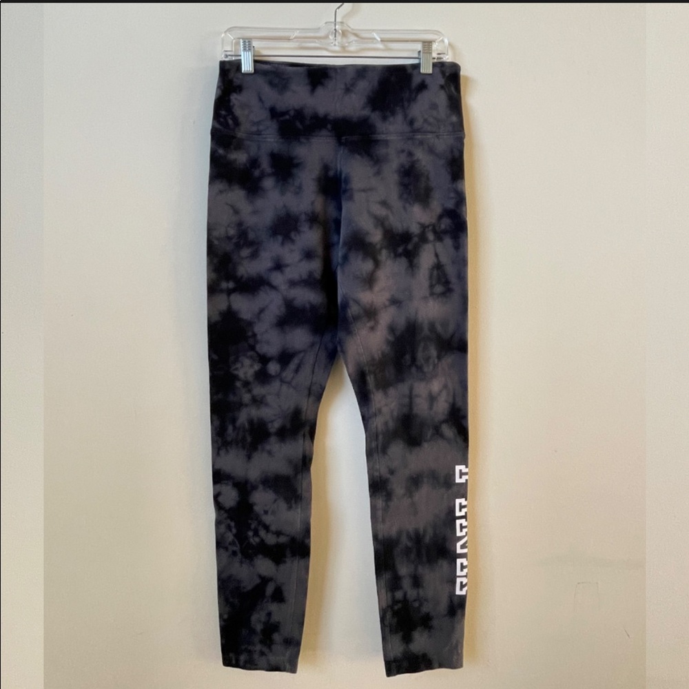 Victorias Secret PINK YOGA leggings Large